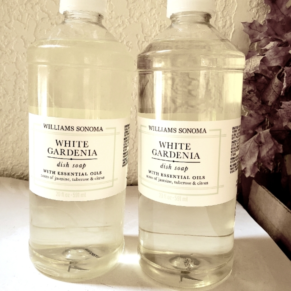 Williams Sonoma Gardenia Dish Soap